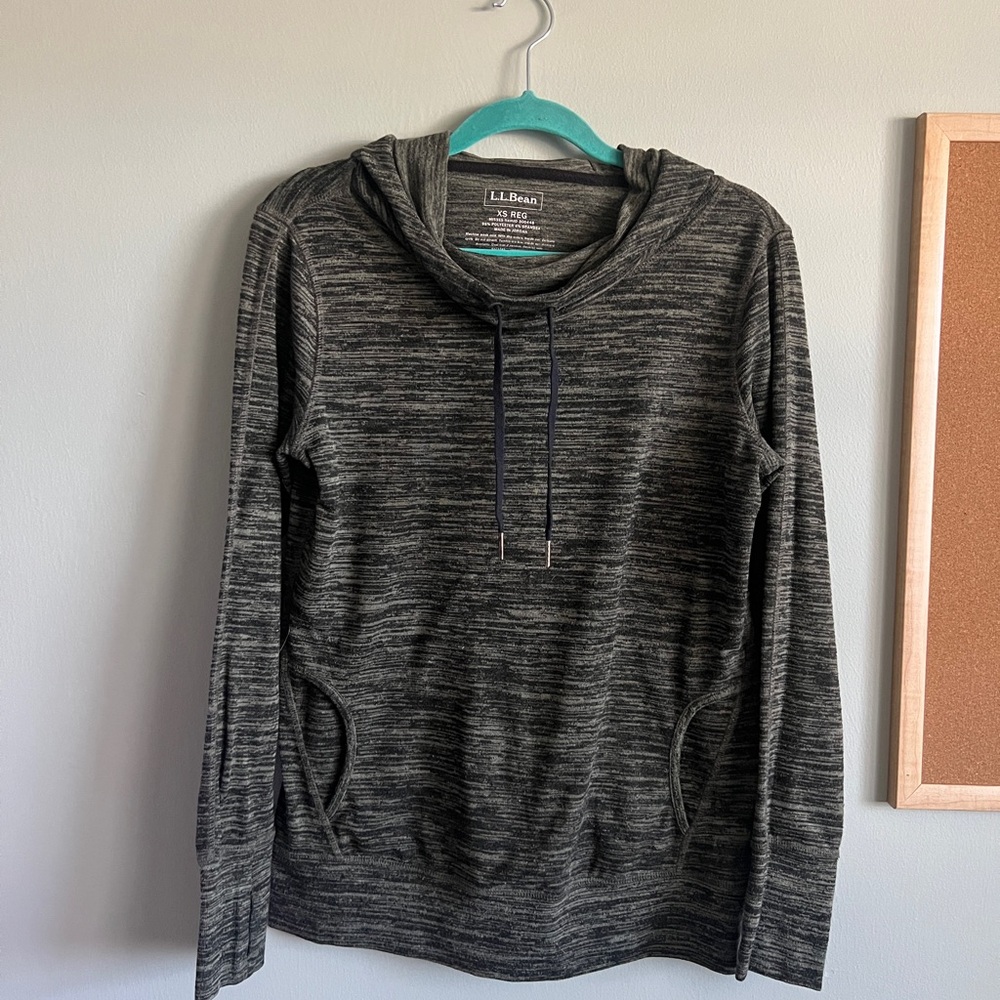 L. L. Bean pullover hoodie women size XS